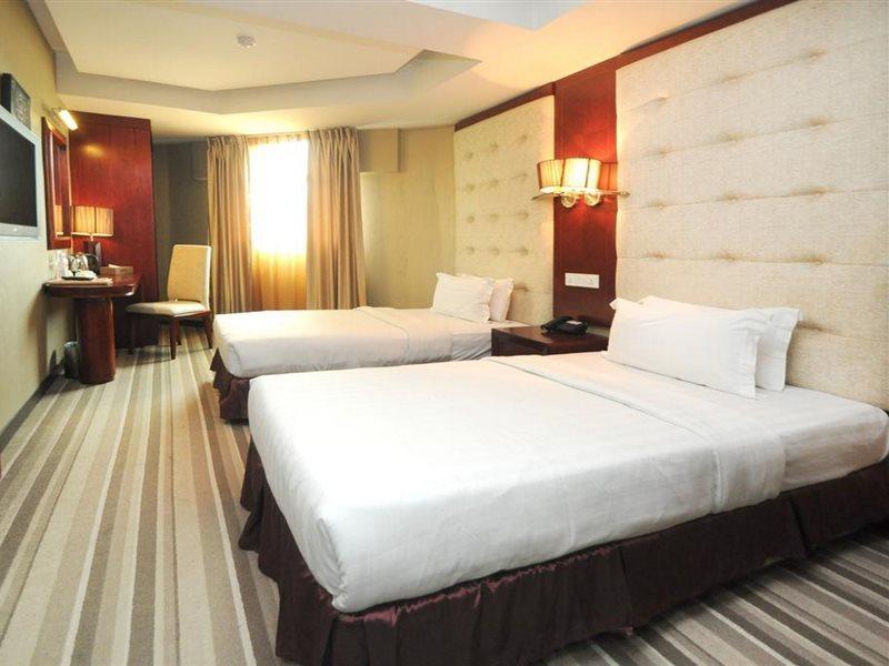 Celyn City Hotel Kota Kinabalu Exteriör bild