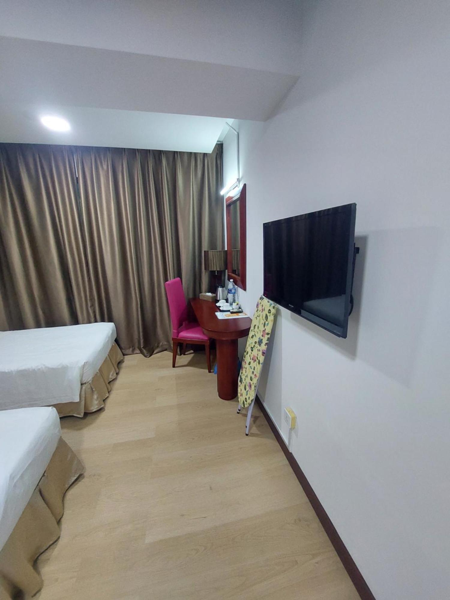 Celyn City Hotel Kota Kinabalu Exteriör bild